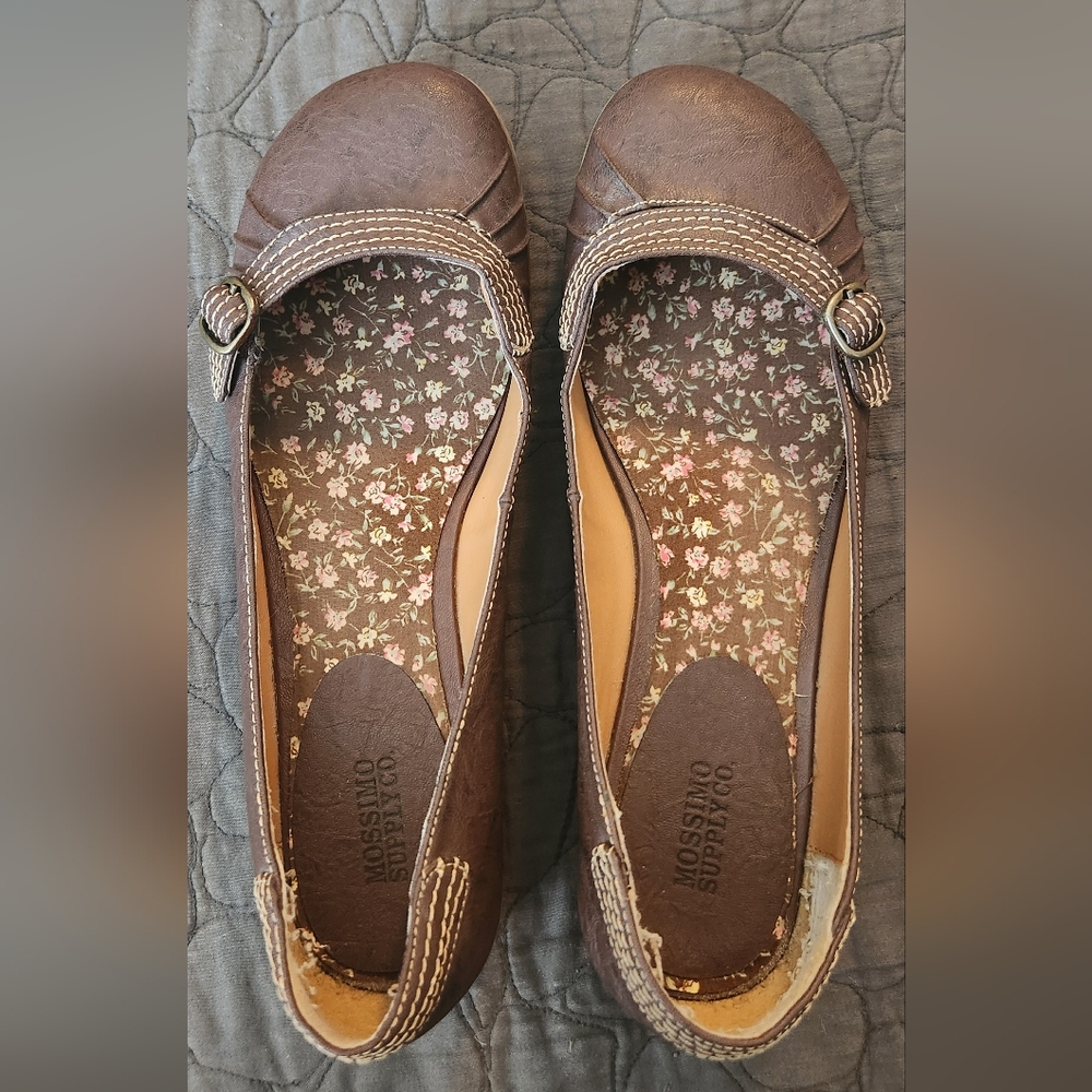 Mossimo Supply Co shoes